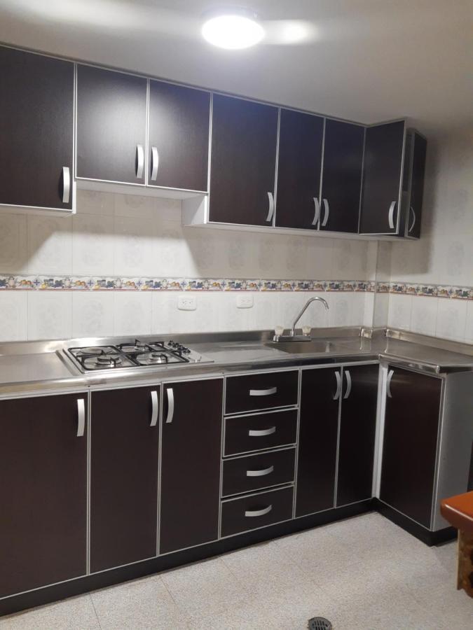 Apartment Katie Urbano *